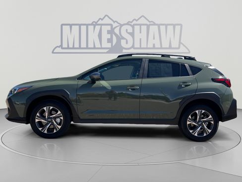 Used 2026 Subaru Crosstrek 2.5i Premium AWD/4WD image 2