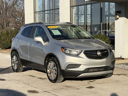 Used 2017 Buick Encore Preferred image 2