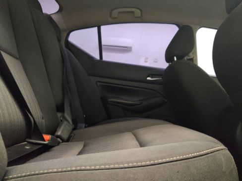 Used 2022 Nissan Altima 2.5 S FWD image 19