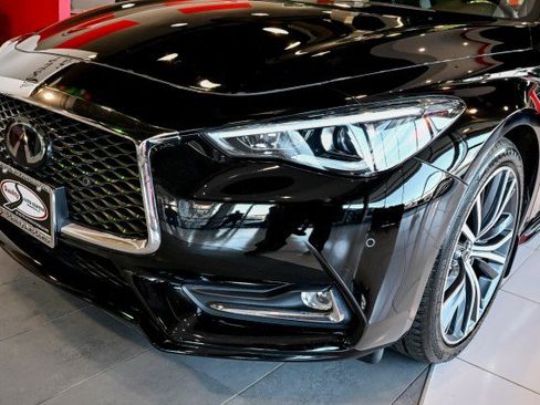 Used 2022 INFINITI Q60 3.0t Luxe w/ Essential Package image 9