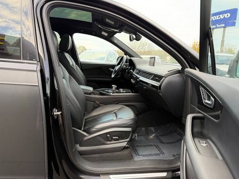 Used 2019 Audi Q7 3.0T Premium Plus w/ Premium Plus Package AWD/4WD image 31