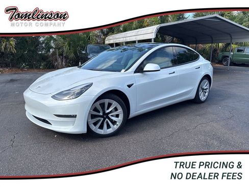 Used 2022 Tesla Model 3 Long Range AWD/4WD image 1