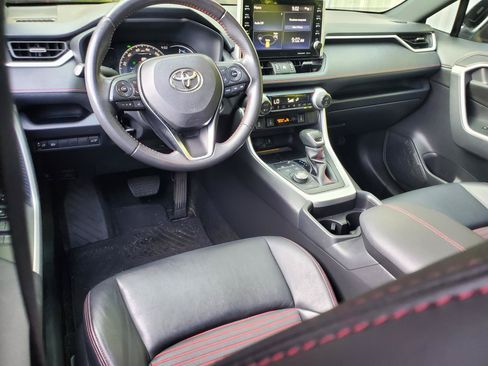 Used 2021 Toyota RAV4 XSE AWD/4WD image 22
