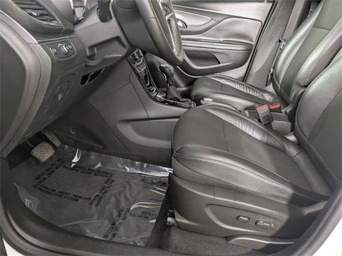 Used 2017 Buick Encore Preferred image 10