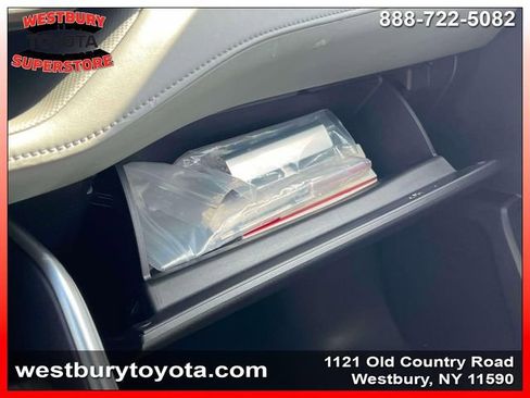 Used 2022 Toyota Highlander Limited AWD/4WD image 33