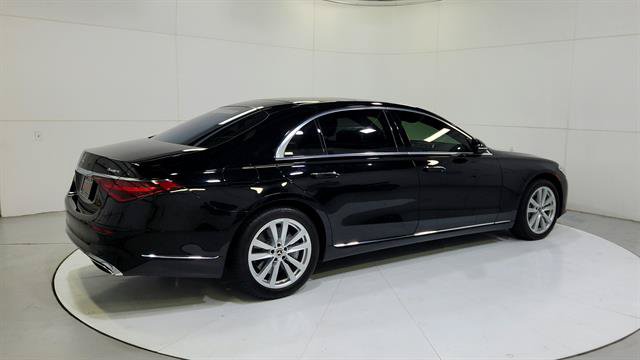 Used 2025 Mercedes-Benz S 500 4MATIC image 8