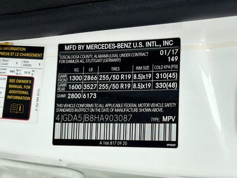 Used 2017 Mercedes-Benz GLE 350 w/ Premium 1 Package image 43