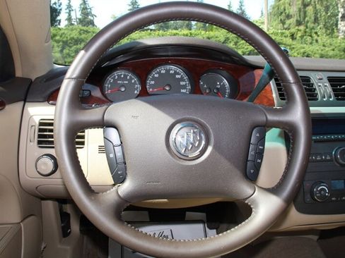 Used 2008 Buick Lucerne CXL FWD image 17