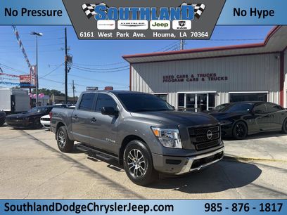 Used 2024 Nissan Titan SV w/ SV Convenience Package