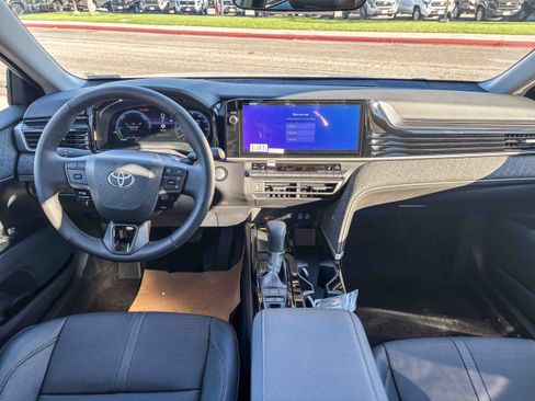 New 2026 Toyota Camry XLE image 15