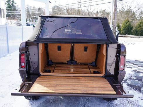 Used 2025 Ford Bronco Badlands image 69