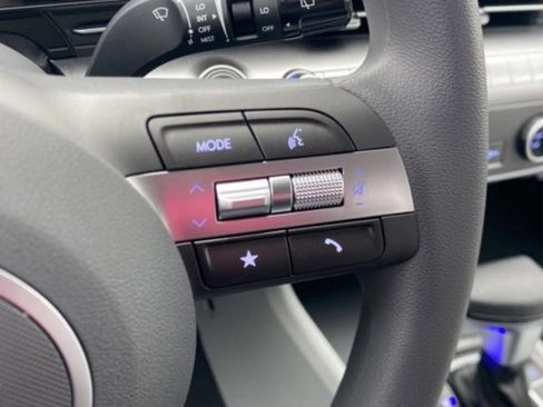 New 2026 Hyundai Kona SE FWD image 22