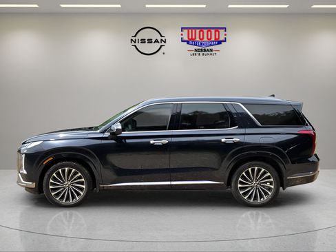 Used 2025 Hyundai Palisade Calligraphy AWD/4WD image 4