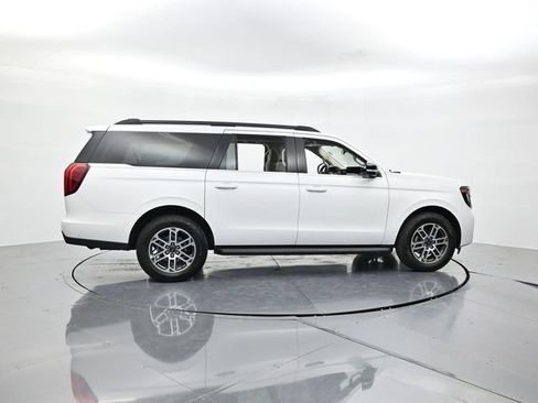 Certified 2025 Ford Expedition Max Active AWD/4WD image 2