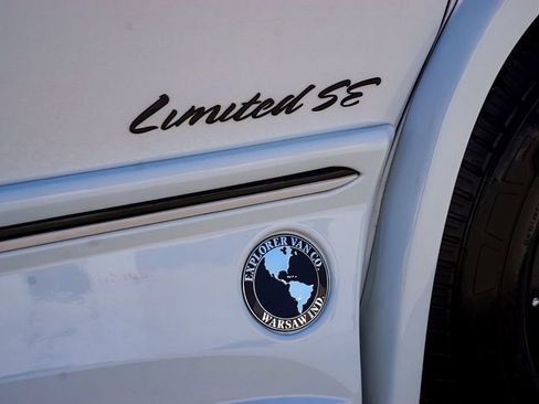 Used 2023 GMC Savana 2500 Extended image 63