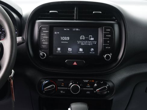 Used 2021 Kia Soul S image 10