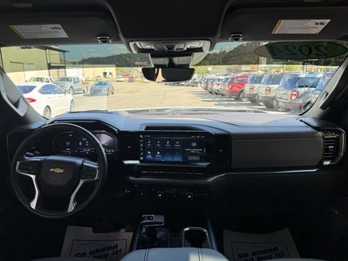 Used 2024 Chevrolet Silverado 1500 LTZ image 19