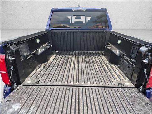 Used 2025 Toyota Tacoma TRD Sport w/ TRD Sport Upgrade Package AWD/4WD image 6