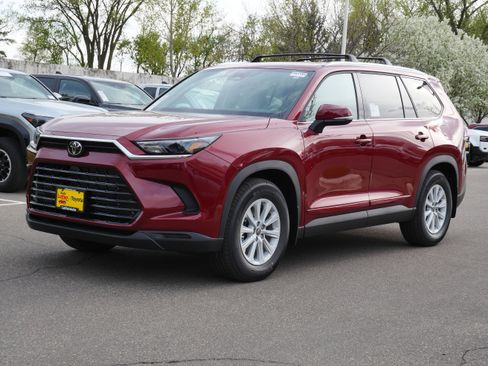 New 2026 Toyota Grand Highlander AWD Hybrid image 4