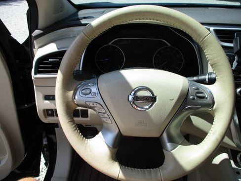 Used 2017 Nissan Murano Platinum w/ Platinum Technology Package AWD/4WD image 16