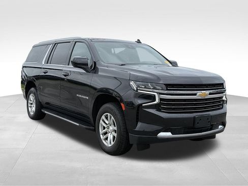 Used 2023 Chevrolet Suburban LT AWD/4WD image 29