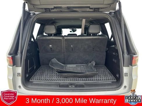Used 2023 Jeep Wagoneer Series II w/ Flexible Seating Group AWD/4WD image 18