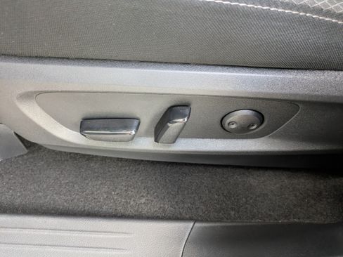 Used 2025 Nissan Pathfinder SV AWD/4WD image 23