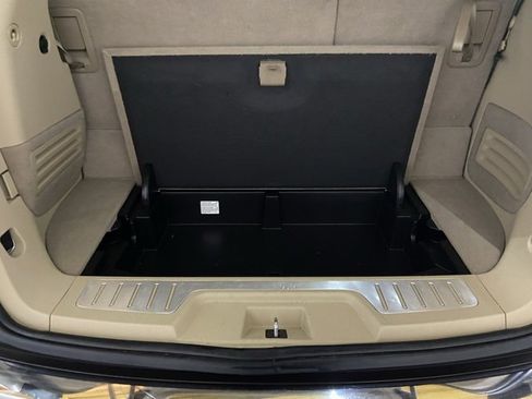 Used 2009 Buick Enclave CXL w/ Entertainment Package #2 image 12