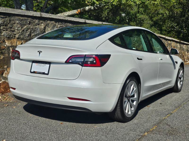 Used 2022 Tesla Model 3 RWD image 10