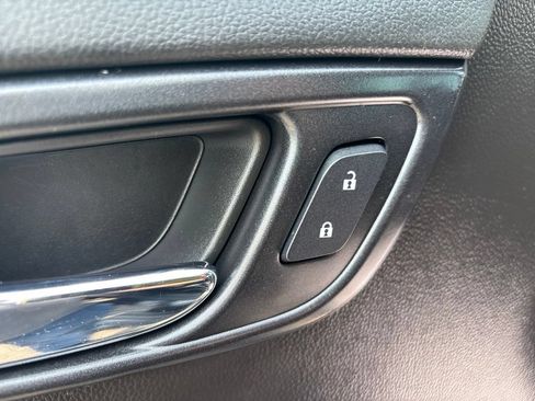 Used 2017 Chevrolet Tahoe Premier AWD/4WD image 19