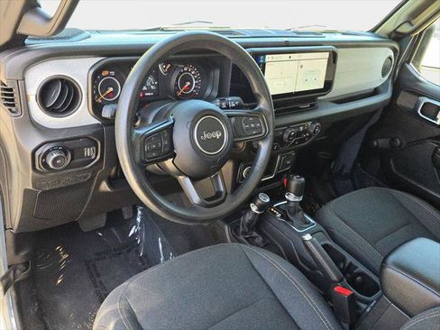 Used 2024 Jeep Wrangler Sport AWD/4WD image 19