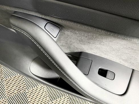 Used 2021 Tesla Model 3 Standard Range Plus image 42