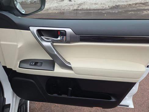 Certified 2023 Lexus GX 460 Premium w/ Premium Plus Package image 17