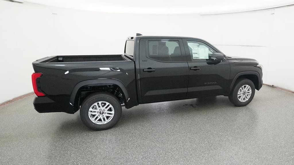 New 2025 Toyota Tundra SR5 w/ SR5 Convenience Package AWD/4WD image 13