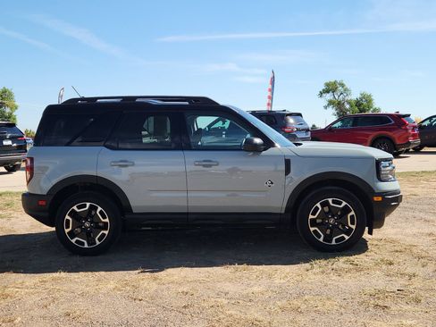 Used 2022 Ford Bronco Sport Outer Banks AWD/4WD image 6