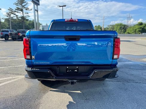 Used 2023 Chevrolet Colorado Z71 w/ Z71 Convenience Package 2 AWD/4WD image 5