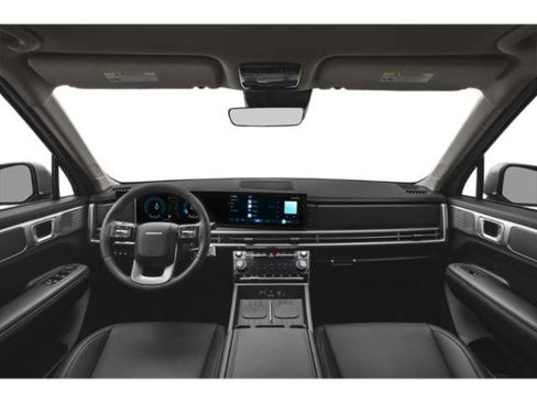 Used 2025 Hyundai Santa Fe SEL FWD image 5
