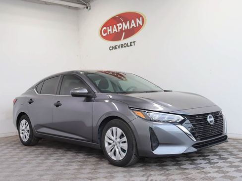 Used 2025 Nissan Sentra S FWD image 1
