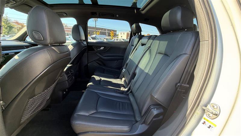 Used 2019 Audi Q7 3.0T Premium w/ Convenience Package AWD/4WD image 48