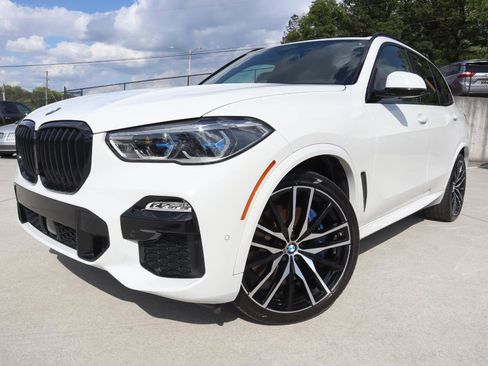 Used 2020 BMW X5 xDrive40i w/ M Sport Package AWD/4WD image 2