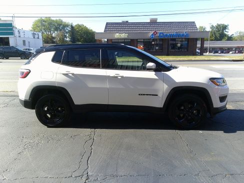 Used 2021 Jeep Compass Latitude image 6
