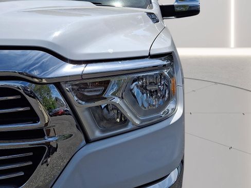 Used 2024 RAM 1500 Laramie AWD/4WD image 11