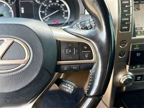 Used 2021 Lexus GX 460 Premium image 40