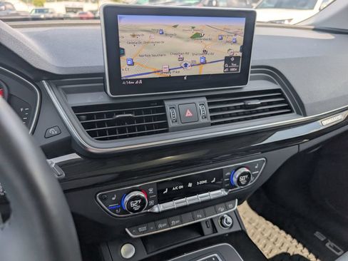 Used 2018 Audi Q5 2.0T Premium Plus AWD/4WD image 9