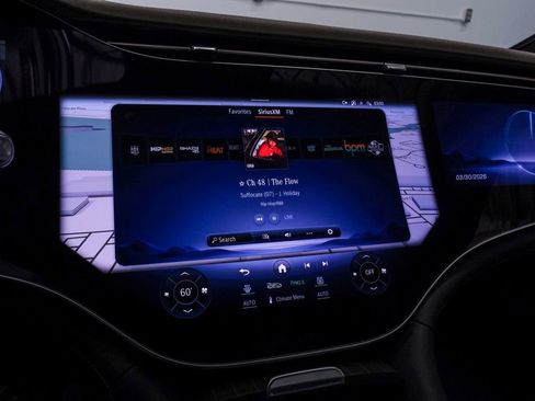 Used 2022 Mercedes-Benz EQS 580 4MATIC Sedan image 29