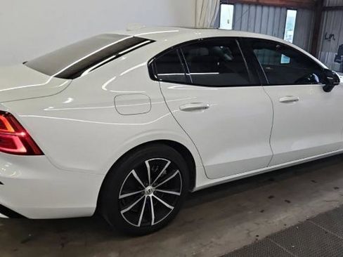 Used 2023 Volvo S60 T8 Core AWD/4WD image 3