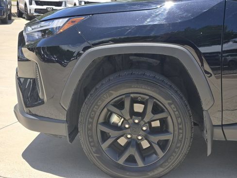 Used 2025 Toyota RAV4 LE FWD image 14