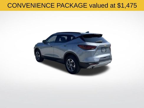 Used 2023 Chevrolet Blazer LT w/ Convenience Package FWD image 3