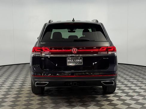 Used 2026 Volkswagen Atlas SE AWD/4WD image 9