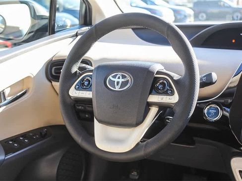 Used 2017 Toyota Prius Two w/ Carpet Mat Package image 22